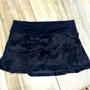 Black/Gray camo athletic skirt